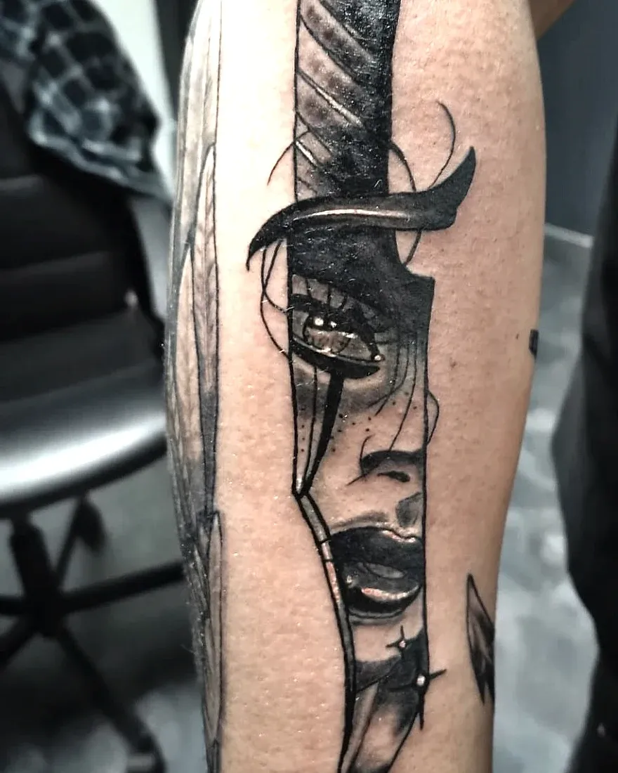 Dolch, Traditional-Tattoo von Radoja, Cult Art Tattoo Bielefeld