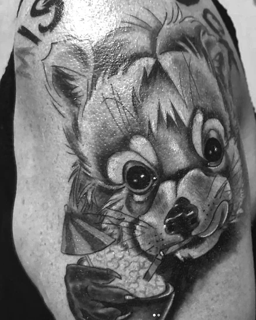 Teddy, Realismus-Tattoo von Radoja, Cult Art Tattoo Bielefeld